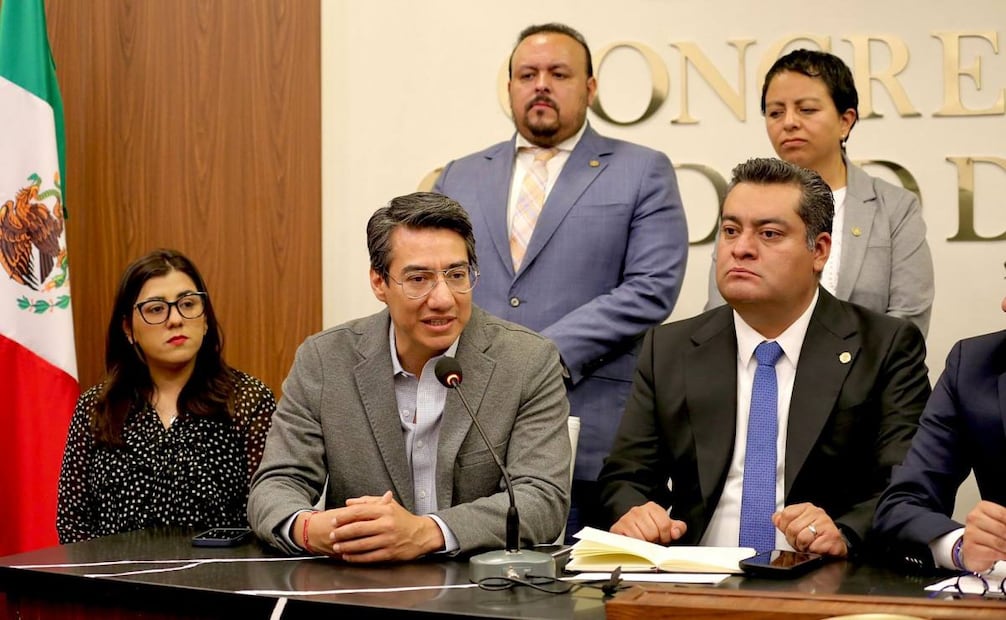 Panistas critican iniciativa constitucional para ponerle tope a las rentas; morenistas la defienden.
Foto: Especial.