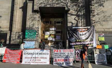 Alistan protesta con "cadena humana" frente a la Corte