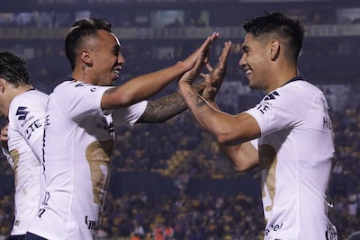 Pumas hace válida la compra de Felipe Mora y Martín Rodríguez