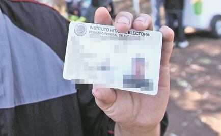 Vinculan a proceso a persona que tramitó credencial de elector con datos falsos