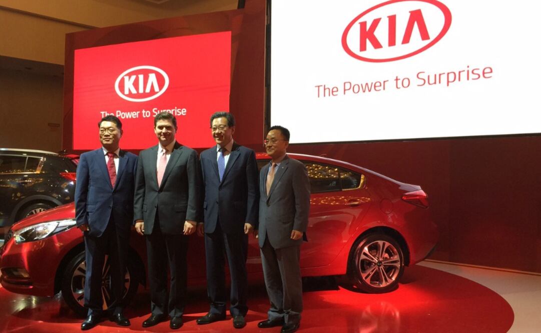 Directivos de la firma surcorena