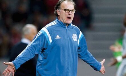 Marcelo Bielsa en problemas económicos