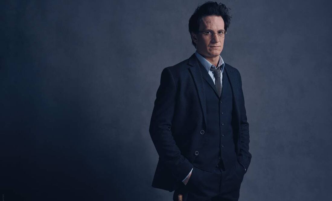 Una sinopsis dice que Harry es ahora un funcionario en el Ministerio de la Magia agobiado de trabajo, mientras que su hijo lucha "con el peso de un legado familiar que nunca quiso". FOTO: Pottermore.