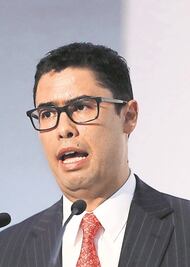 Flojitos y cooperando con el SAT