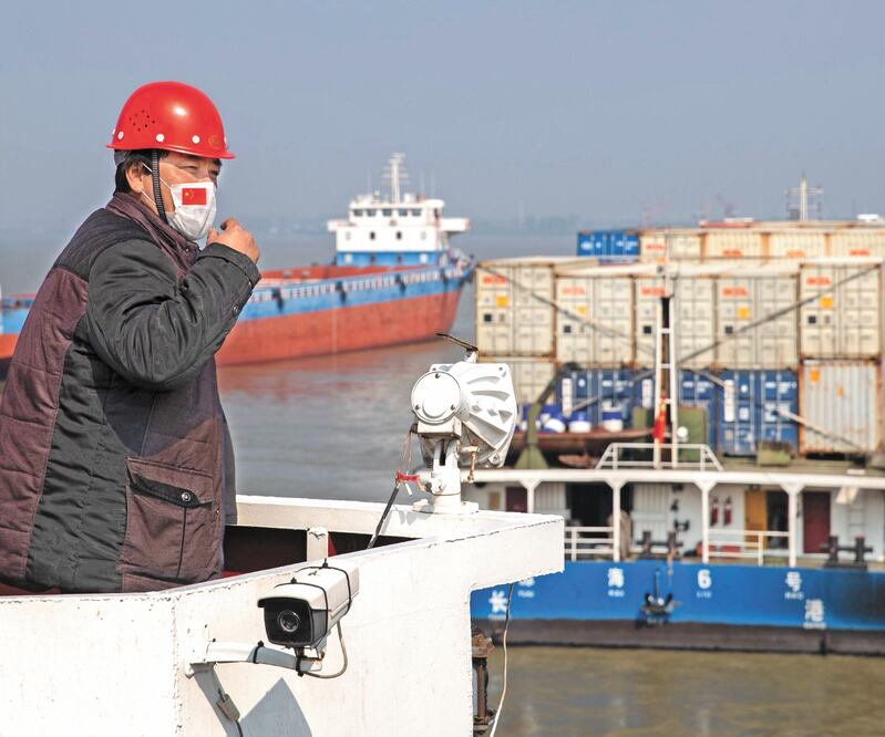 Rezago. En los puertos chinos hay acumulación de embarques que esperan ser liberados. Foto: AFP