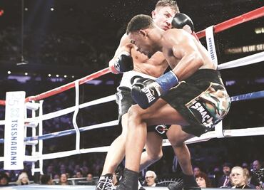 Golovkin gana y pide al “Canelo”