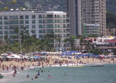 Hacienda analizará impacto económico en turismo ante propuesta de eliminar “puentes”