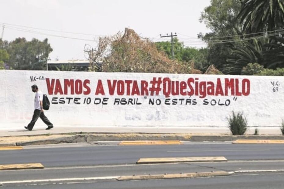 INE descubre propaganda pro AMLO hasta en la CFE