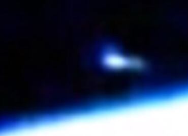 ¿Es un ovni lo qué aparece en un video de la NASA?