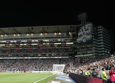 Se salen de control los festejos en Torreón