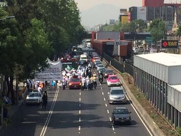 Avanzan manifestantes por San Antonio Abad