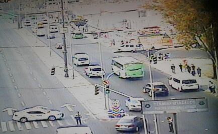 Comerciantes bloquean Calzada Ignacio Zaragoza