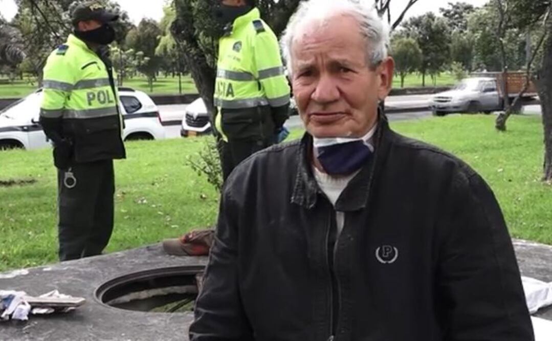 Roberto Martínez tiene 71 años y espera encontrar a sus familiares en Magangué, Bolívar (Foto: El Tiempo / GDA)