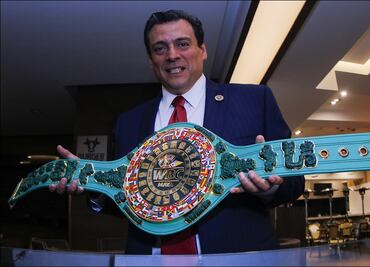 Mauricio Sulaimán es candidato al Premio Nacional del Mérito Deportivo