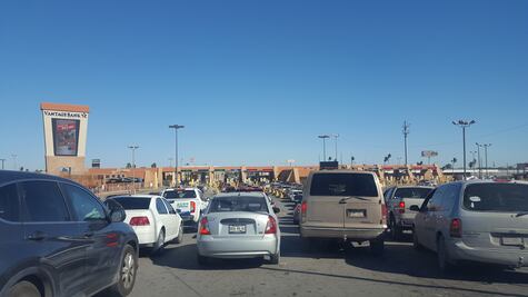 Saturan Puentes Internacionales de Reynosa por temporada navideña