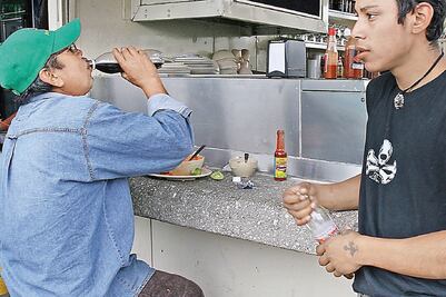 Refrescos, grave riesgo a salud en México: OMS