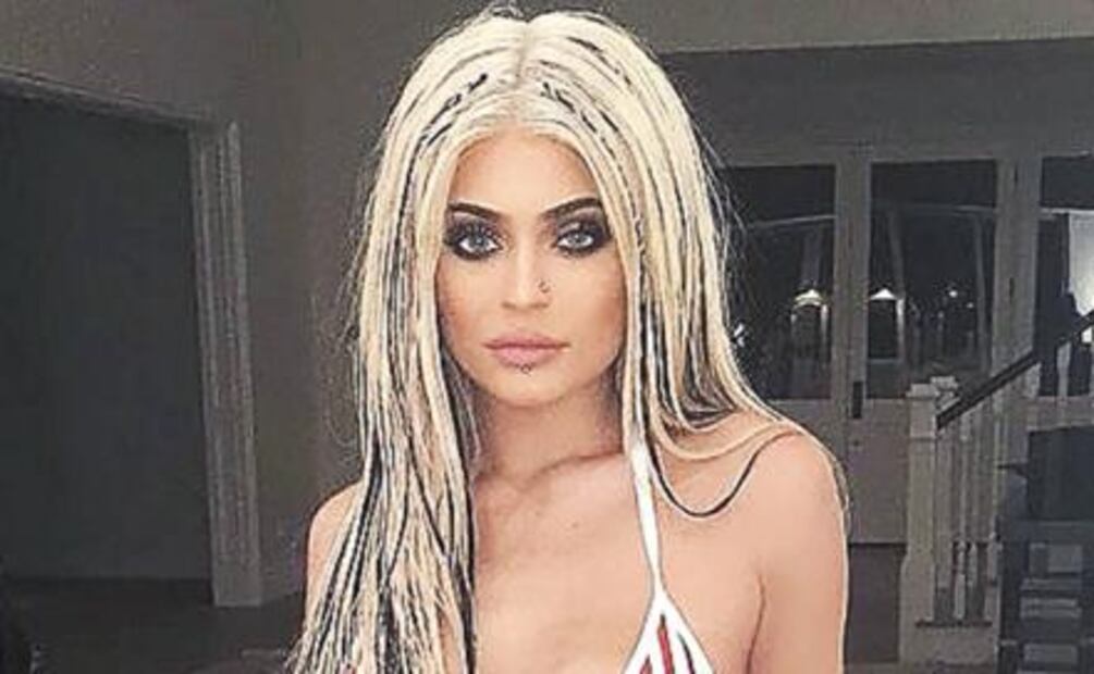 Famosos disfrazados de famosos