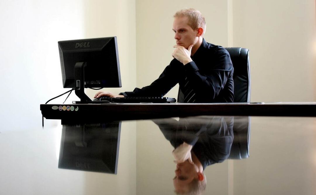 Una encuesta de HSBC en México revela que el 73% de los ejecutivos consulta a personas de confianza antes de tomar decisiones clave. Foto: Pixabay