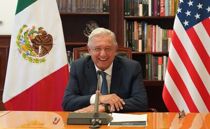 AMLO habla por teléfono con John Kerry sobre energías renovables y medio ambiente