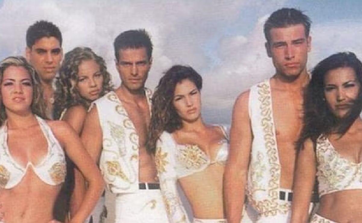 Faceta musical (Foto: Archivo). Además de ser actor, Rafael Amaya ha incursionado en la música, incluso perteneció al grupo Garibaldi con el que grabó dos discos, aunque llegó a decir que no tenía mucho talento vocal, le gustaba cantar.
<p>