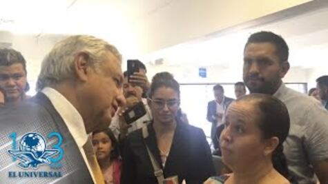 Reclaman a AMLO por retiro de becas del Conacyt