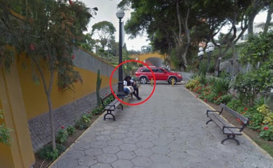 Un hombre reconoció a su esposa mientras estaba con otro hombre en un banco en Google Maps, por lo que supo que estaba teniendo una aventura 
