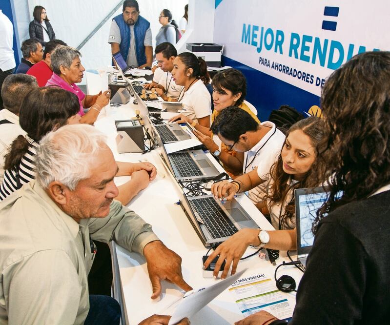 Esta semana se propuso que el ahorro para el retiro de los trabajadores sea administrado en una sola Afore, a cargo del Banco del Bienestar. Foto: ARCHIVO EL UNIVERSAL