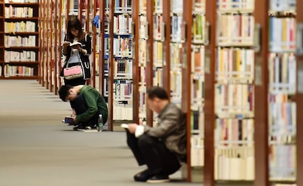 Muestra exhibe libros prohibidos en la dictadura de Portugal
