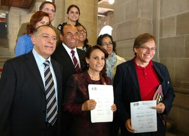 Constituyentes del PRD acuden a la Corte a defender Constitución de CDMX