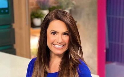 Penélope Menchaca confirma el minivestido ideal para la primavera