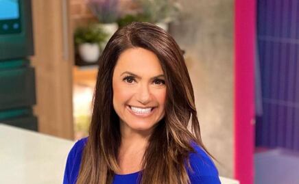 Penélope Menchaca confirma el minivestido ideal para la primavera