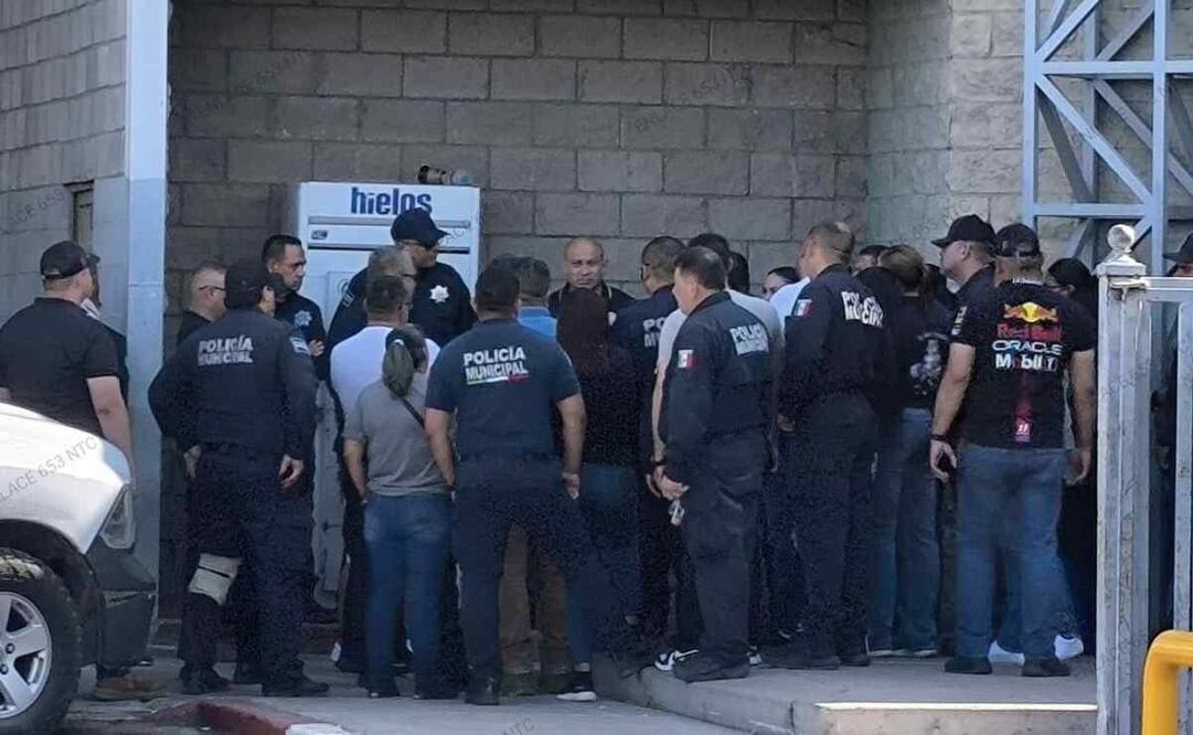 Los policías temen perder sus derechos laborales y antigüedad, máxime cuando algunos están próximos a jubilarse. Foto: Especial