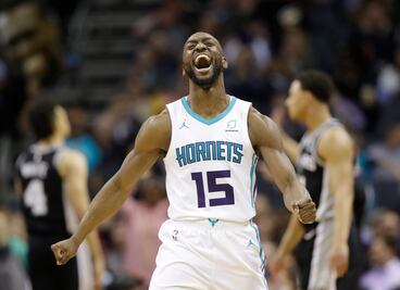 Lakers consiguen a Davis; ¿van por Kemba Walker?