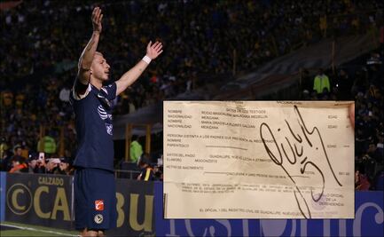 Guido Rodríguez firma acta de nacimiento de niño que se llama como él