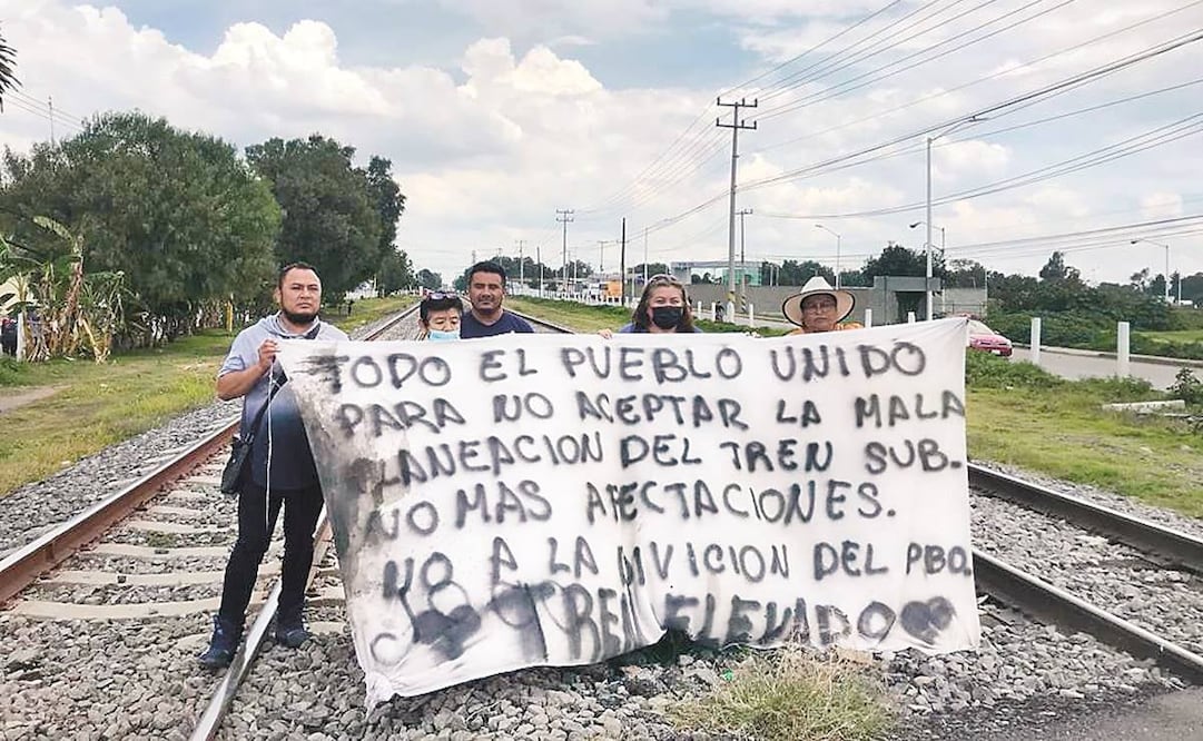Por más de un año pobladores de Tultepec mantuvieron parada la obra del Tren Suburbano rumbo al AIFA. Foto: Rebeca Jiménez/ EL UNIVERSAL
