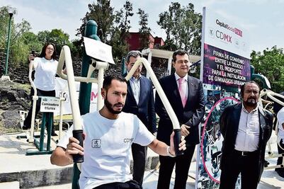 Con gimnasios, buscan combatir inseguridad 