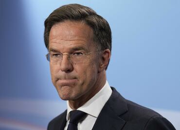 Primer ministro de Países Bajos anuncia su dimisión tras caída de su gobierno