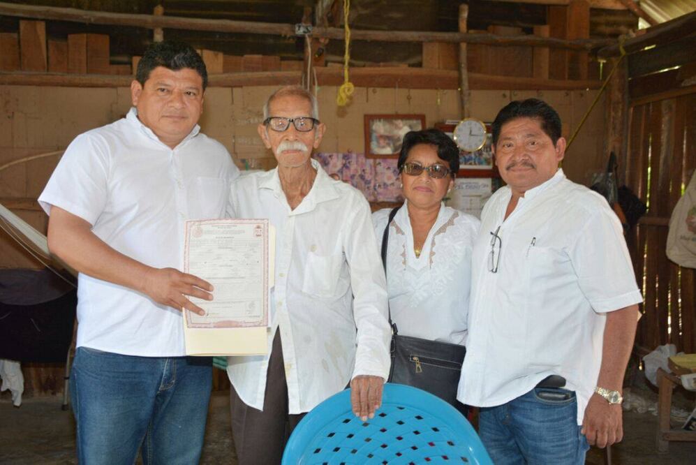 Don Jesús Castillo cuenta que peleo durante la Revolución a lado del general Pimentel para posteriormente sumarse a las fuerzas de Emiliano Zapata (Foto: Notimex)