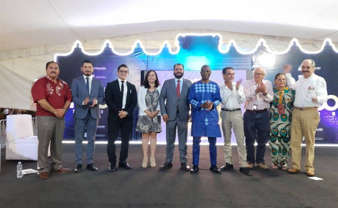 La embajada de la República de Côte d’Ivoire engalanó la noche con una presentación de danzas africanas. Foto: Especial