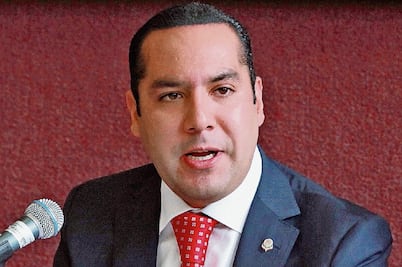 Canek se va del PRI; dice Beltrones ‘no’ al Congreso