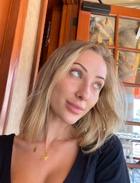 Incendios en Australia. Modelo manda "nudes" a cambio de donaciones