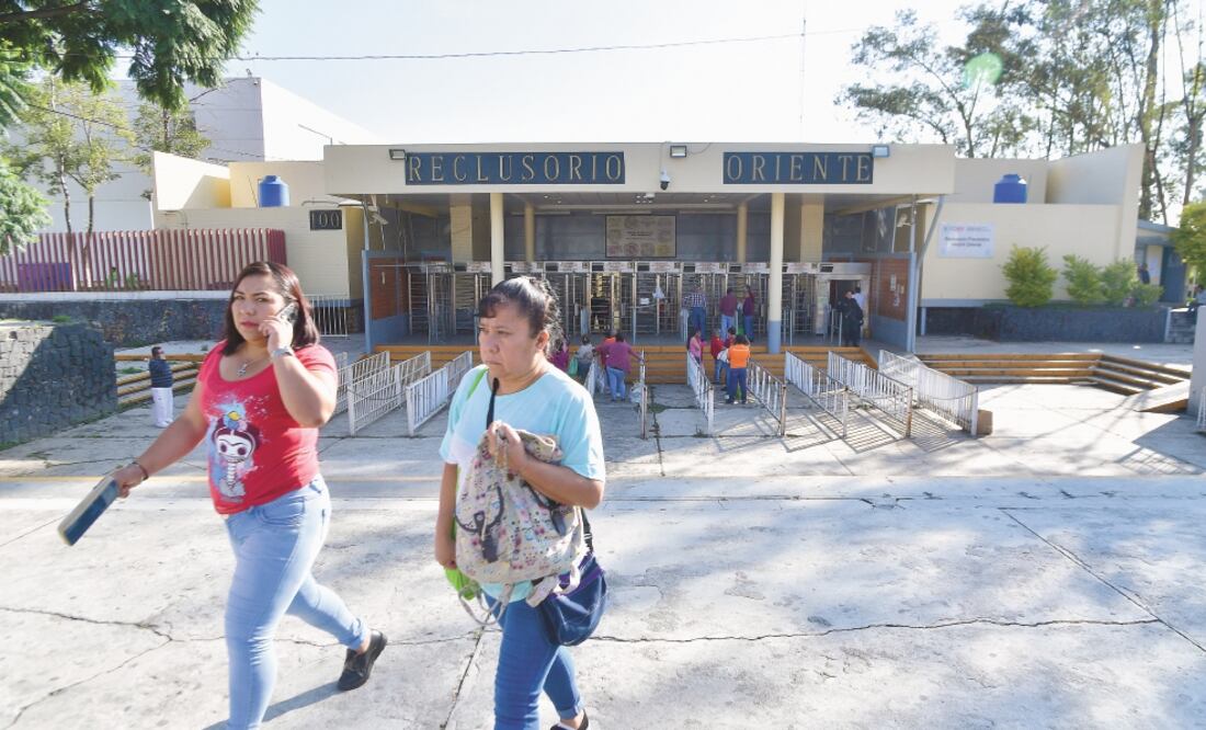 Los trabajadores del centro de reclusión afirman que al terminar sus turnos se retiran del lugar en grupos para prevenir agresiones. Foto: ARCHIVO. EL UNIVERSAL