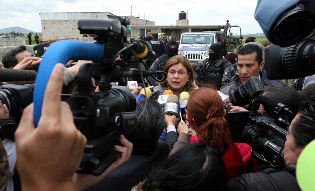 Llega Arely Gómez a penal de El Altiplano