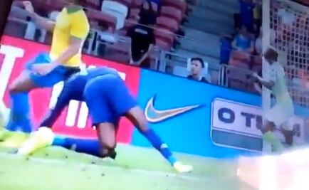 La escalofriante lesión del portero de Nigeria en el partido vs Brasil