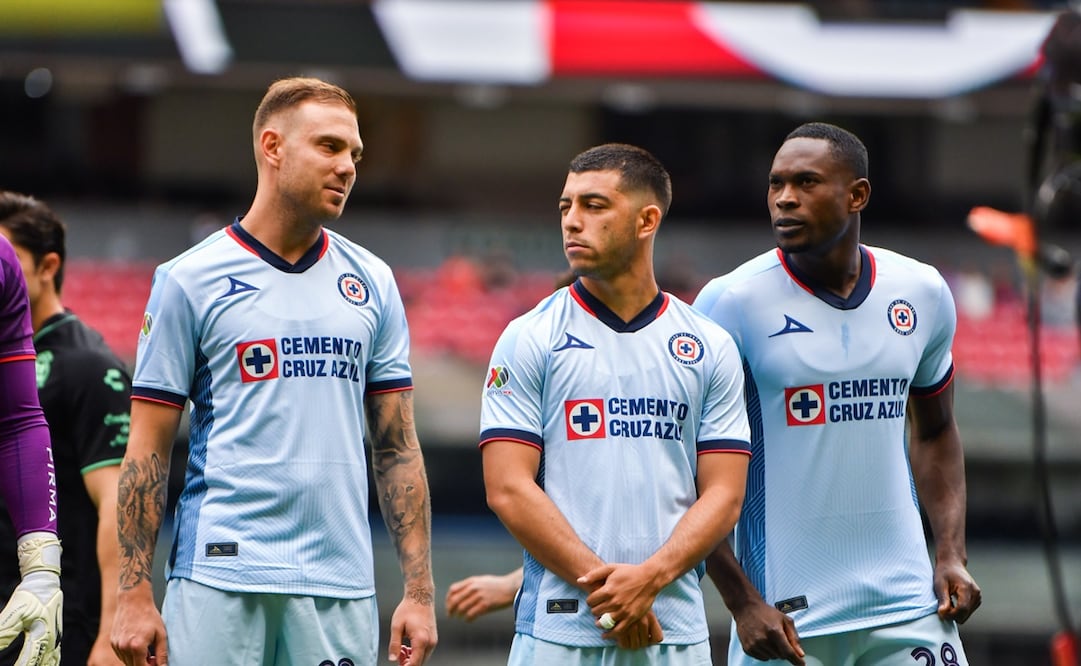 Cruz Azul obligado a salir de la crisis ante Monterrey