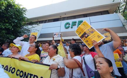 Perredistas exigen tarifa única a CFE en Tabasco