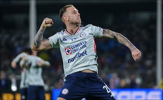 Rodolfo Rotondi dio la décima a Cruz Azul para pasar del villano al héroe celeste