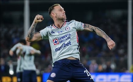 Rodolfo Rotondi dio la décima a Cruz Azul para pasar del villano al héroe celeste