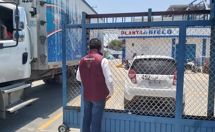 Pese a quejas por desabasto, Profeco afirma que hay suficiente hielo y agua embotellada