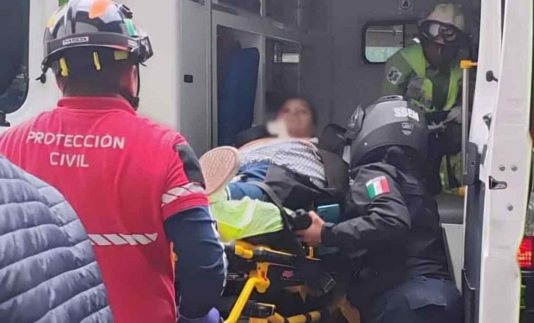 Tras la agresión, René huyó en su vehículo, el cual apareció en su casa ubicada en Naucalpan, donde no está él ni su familia, por lo que está prófugo, indicó el diputado local, David Parra Sánchez. Foto: Especial